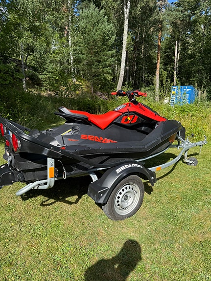 Seadoo Spark Trixx 2up 4 of 6