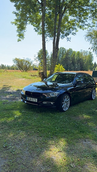 BMW 318d 4 of 9