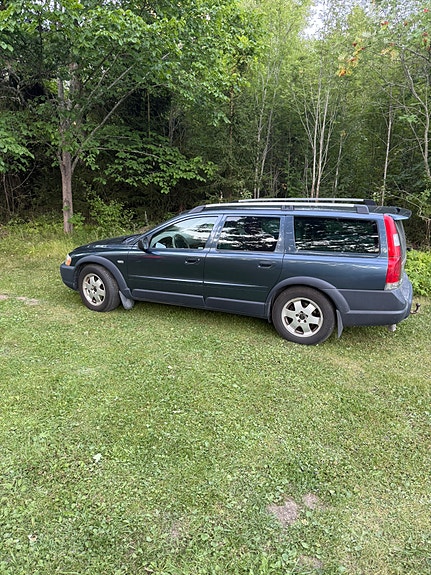 Volvo XC70 4 of 9