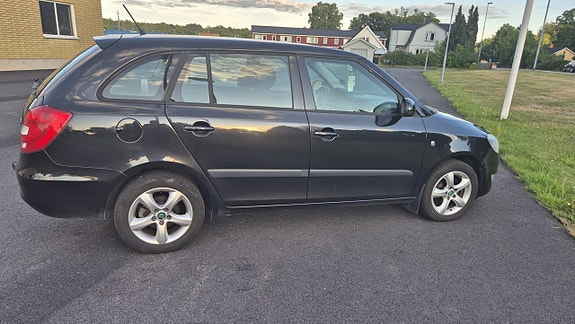 Skoda Fabia 3 of 8
