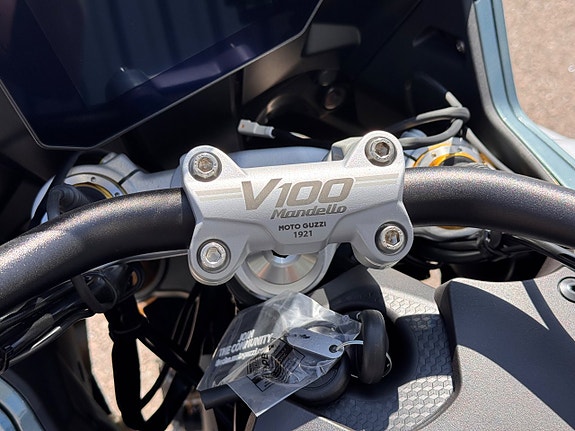 Moto Guzzi V100 Mandello S PFF 4D-Radar 5 of 6