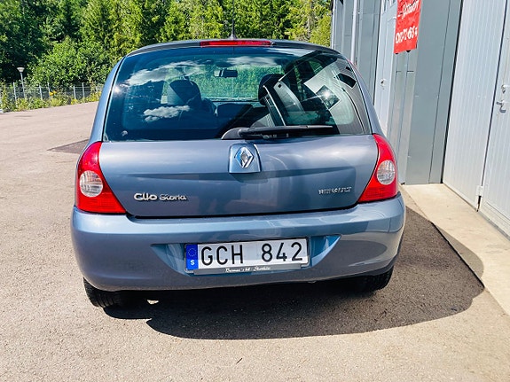Renault Clio 3 of 7