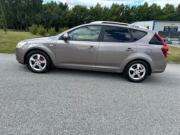Kia Ceed 3 of 7