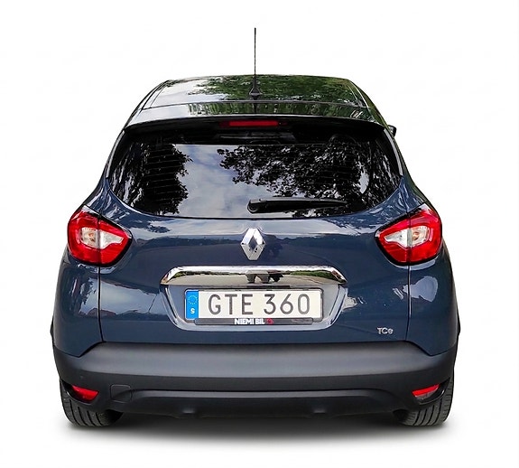 Renault Captur 5 of 17