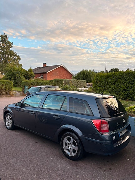 Opel Astra 8 of 8