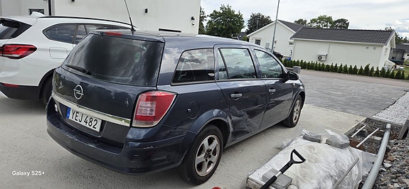 Opel Astra 5 of 8