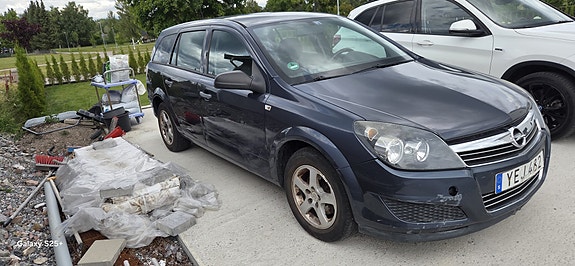Opel Astra 3 of 8