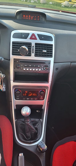 Peugeot 307 CC 7 of 22