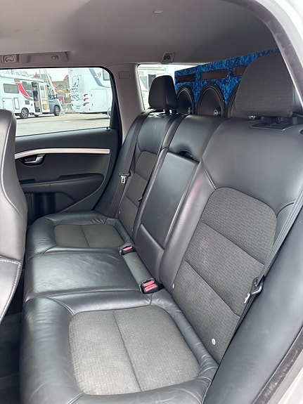 Volvo V70 5 of 5