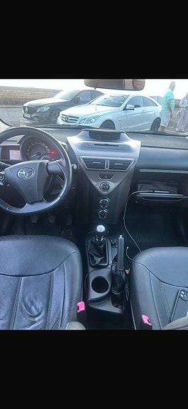 Toyota IQ 5 of 5