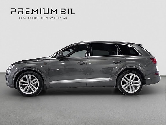 Audi Q7 3 of 16