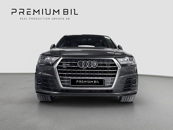 Audi Q7 4 of 16