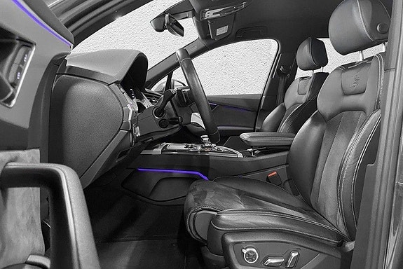 Audi Q7 6 of 16