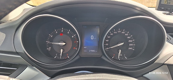 Toyota Avensis 5 of 14