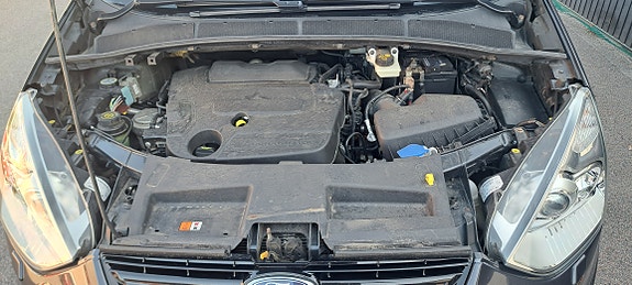 Ford S-MAX 10 of 15