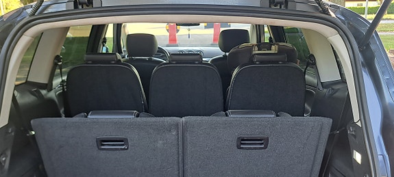 Ford S-MAX 7 of 15