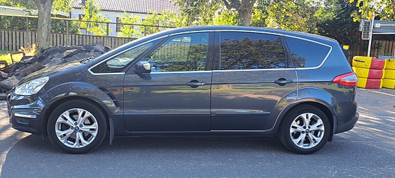 Ford S-MAX 3 of 15
