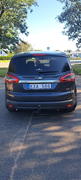 Ford S-MAX 2 of 15