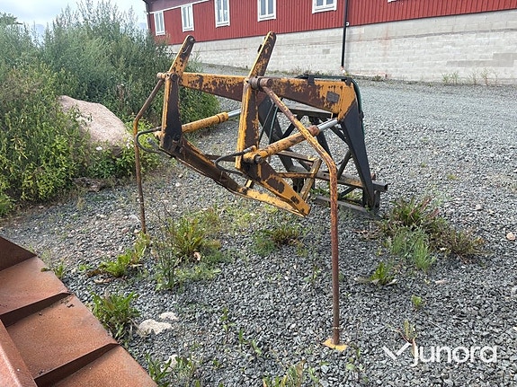 Frontlastare med skopa - Sponda Mekaniska 4 of 19