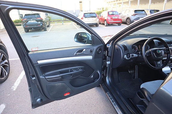 Skoda Octavia 19 of 26