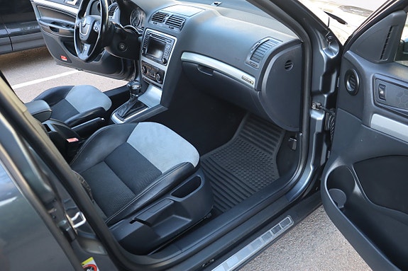 Skoda Octavia 16 of 26
