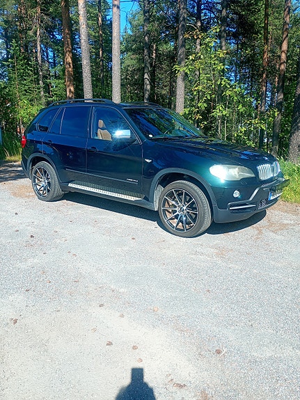 BMW X5 3 of 10