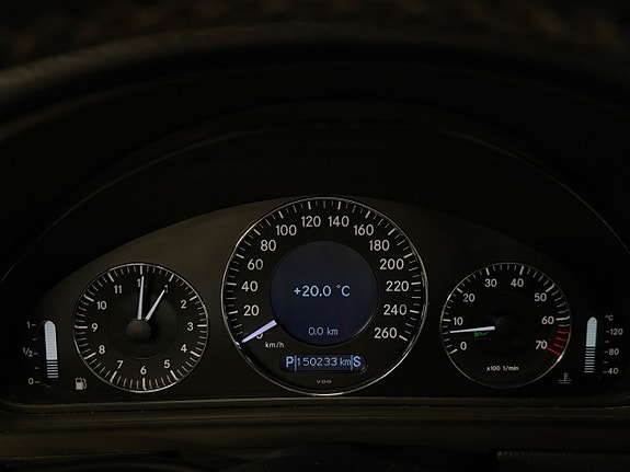 Mercedes-Benz CLK350 23 of 24