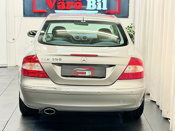 Mercedes-Benz CLK350 5 of 24