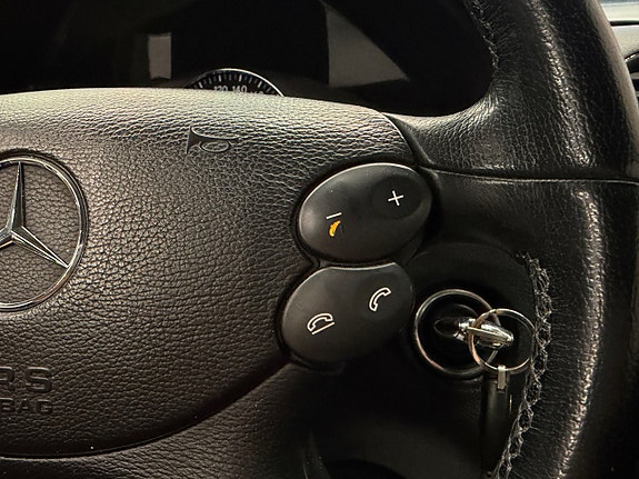 Mercedes-Benz CLK350 12 of 24