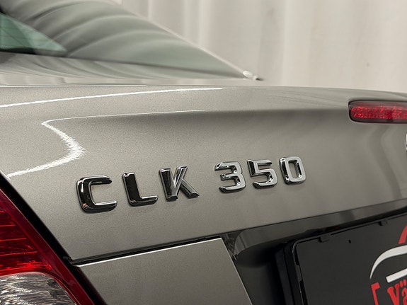 Mercedes-Benz CLK350 19 of 24