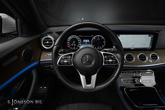 Mercedes-Benz E400 d 12 of 17