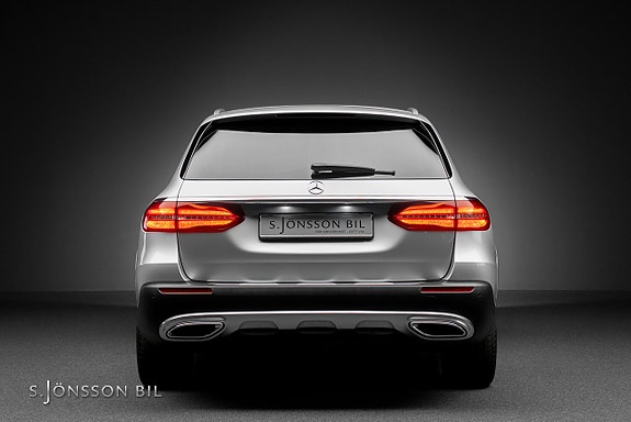Mercedes-Benz E400 d 6 of 17