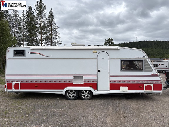 Kabe ROYAL 720 TDL KS med stor toa och dusch -02 9 of 18