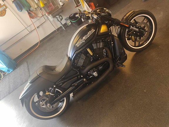 Harley-Davidson VRSCDX Night Rod Special 3 of 6
