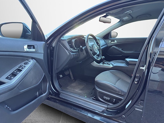 Kia Optima 11 of 30