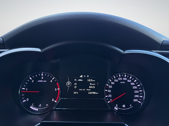 Kia Optima 25 of 30