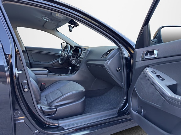 Kia Optima 14 of 30