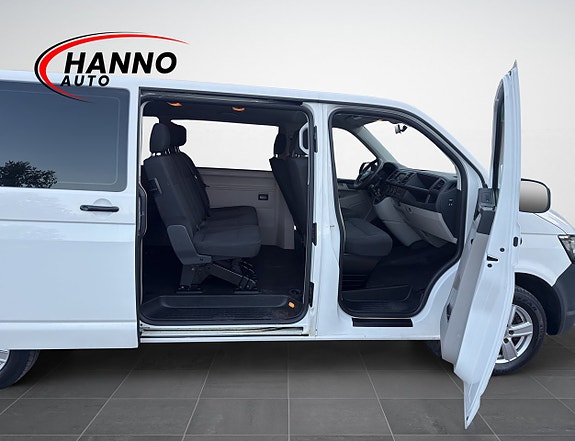 Volkswagen Caravelle 15 of 30