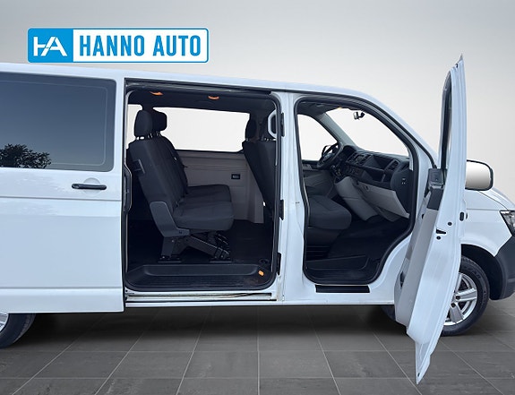 Volkswagen Caravelle 15 of 30