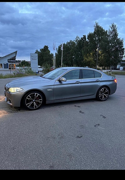 BMW 525d 2 of 8