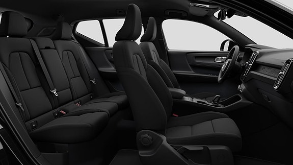 Volvo EX40 13 of 20