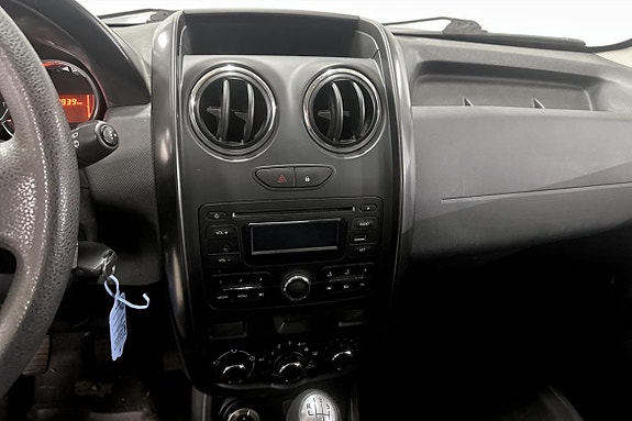Dacia Duster 6 of 9