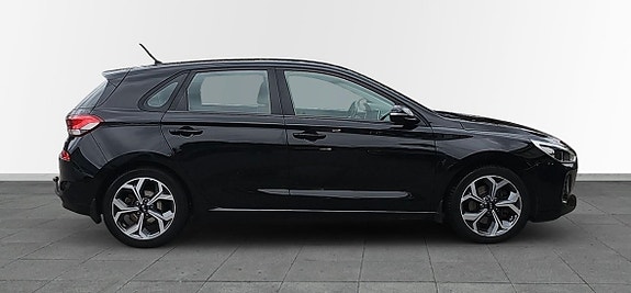 Hyundai i30 7 of 11