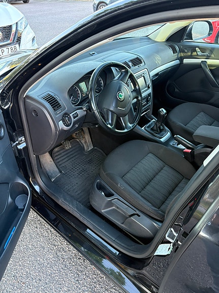 Skoda Octavia 7 of 7