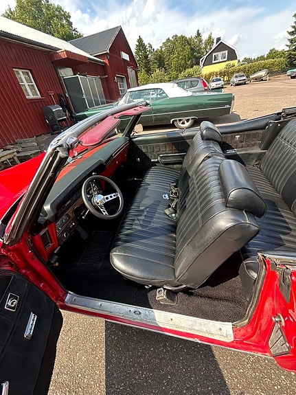 Chevrolet Impala 12 of 17
