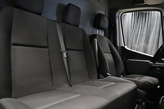 Mercedes-Benz Sprinter 211 14 of 26