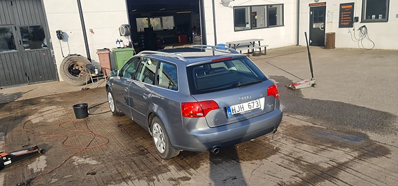 Audi A4 3 of 3
