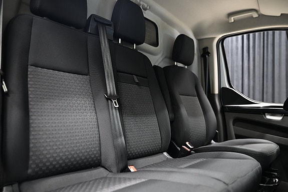 Ford Transit Custom 29 of 30