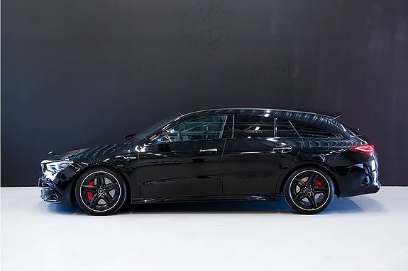 Mercedes-Benz CLA45 3 of 13