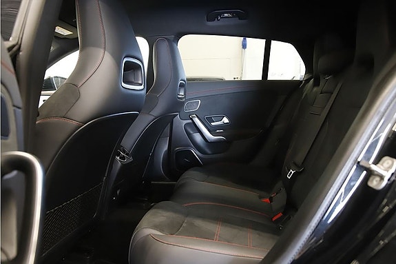 Mercedes-Benz CLA45 10 of 13